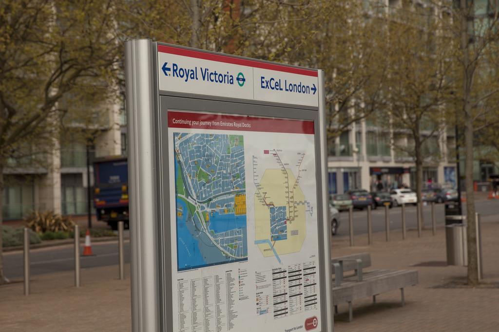Royal Victoria Docks * Londra